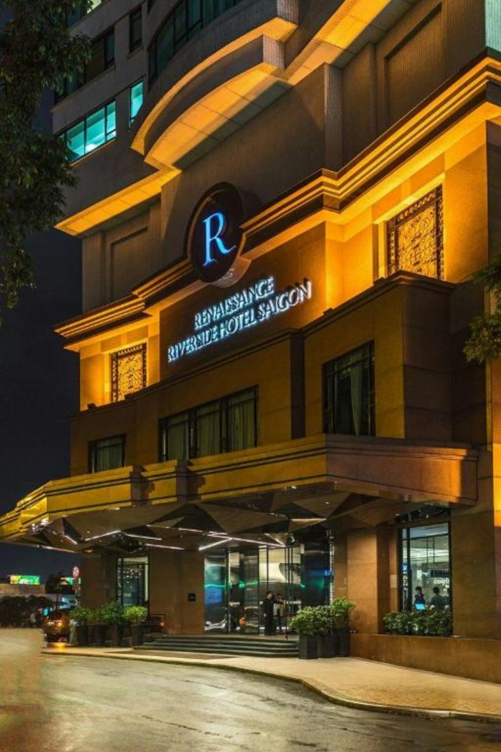 Renaissance by Marriott Riverside Hotel Saigon